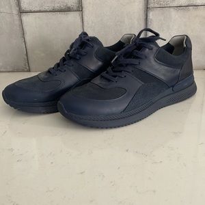 Mens sneakers